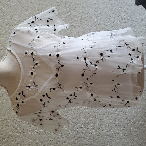 Sheer floral peplum top - Picture 1 of 5